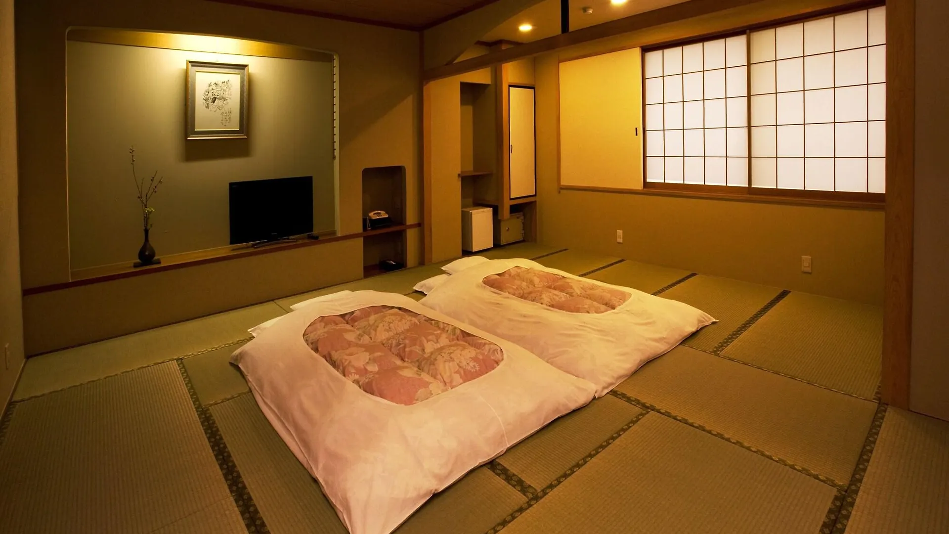 Kyoto Ryokan Hirashin 3*,  Japan